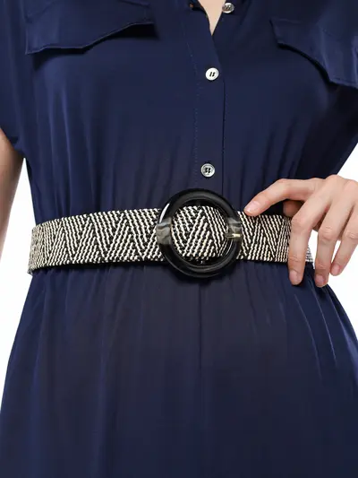 Ремень на пряжке с плетением